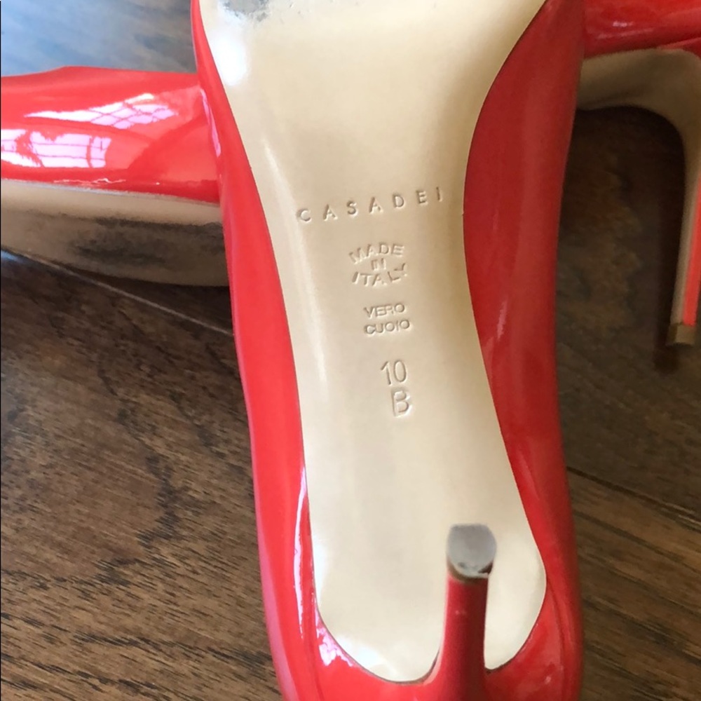 High Heels - Picture 5 of 7